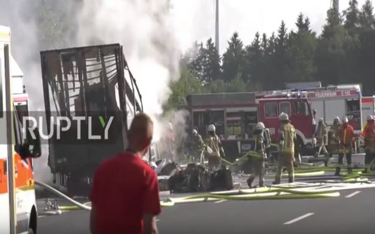 Νεκροί θεωρούνται οι 18 αγνοούμενοι του τροχαίου στη Γερμανία (βίντεο)